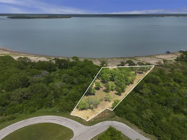 8471 Southern Shore Court, Kemp, TX 75143