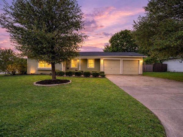 5328 Caroldean Street, Haltom City, TX 76117