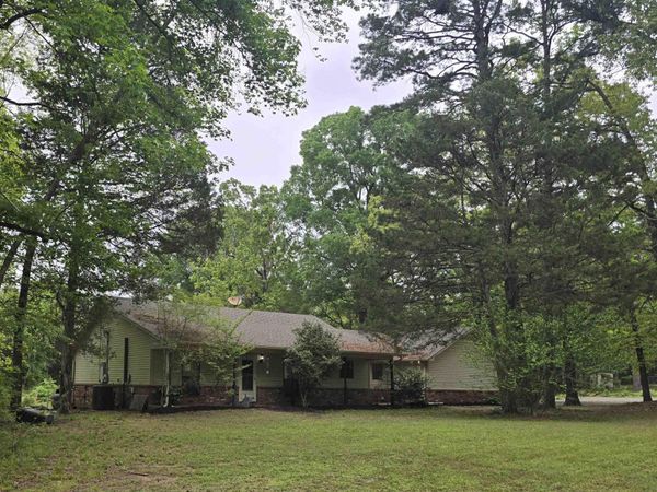 3 Holly Lane, Conway, AR 72032