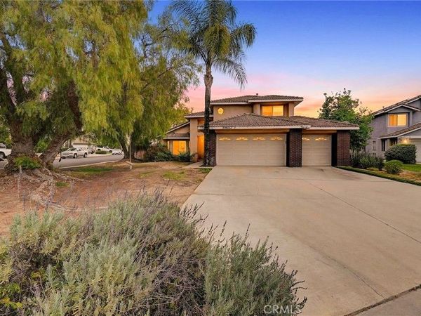 39602 Hearthstone Court, Murrieta, CA 92562