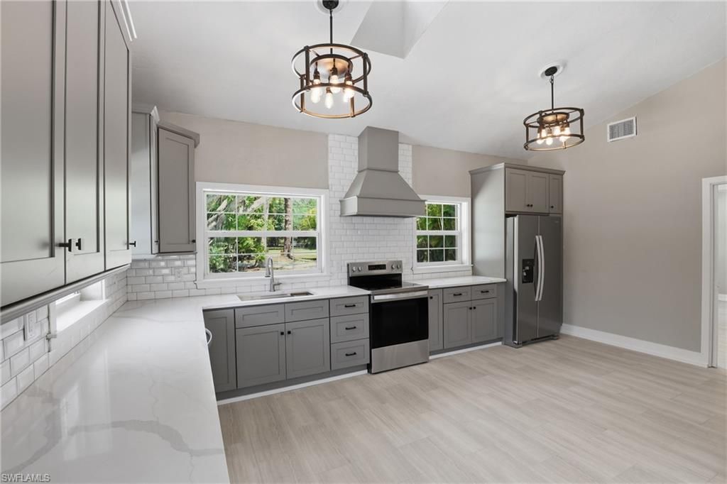 1313 Driftwood Dr, North Fort Myers, FL 33903 Photo