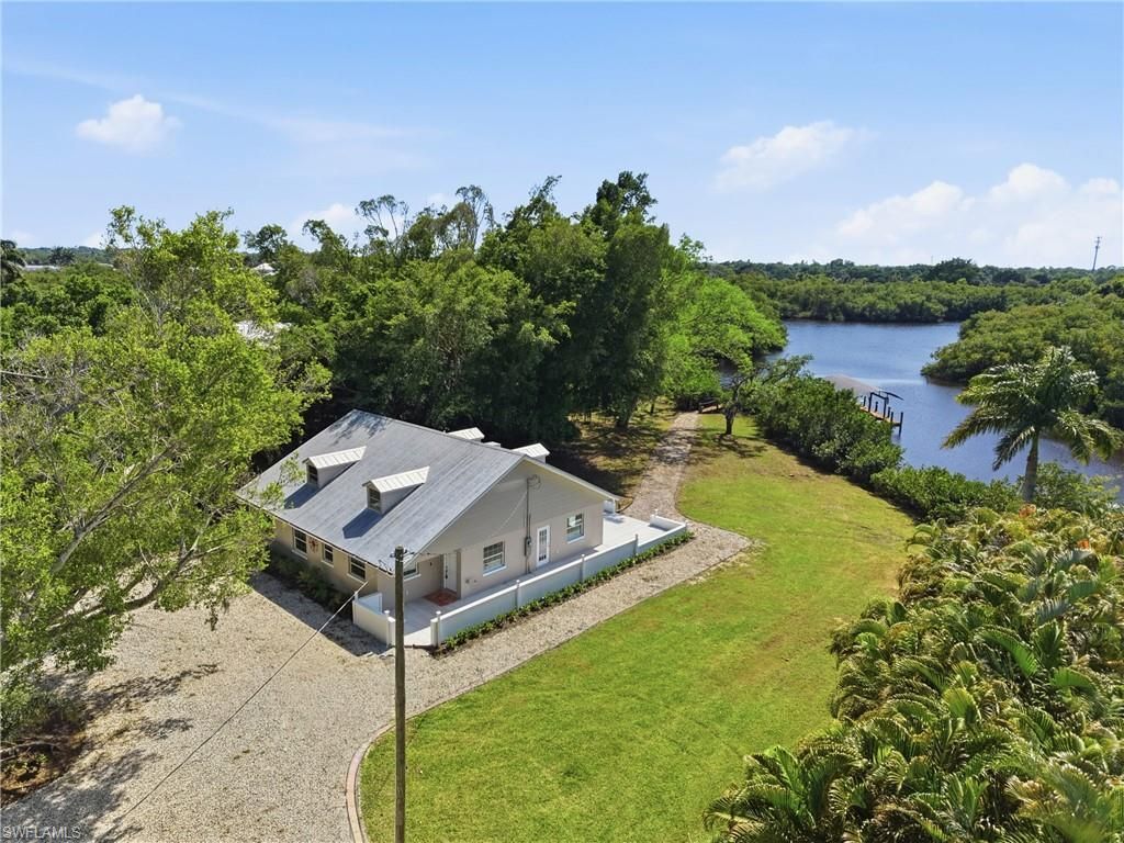 1313 Driftwood Dr, North Fort Myers, FL 33903 Photo