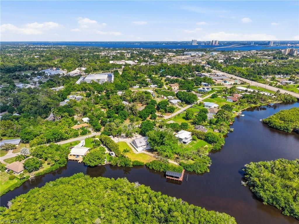 1313 Driftwood Dr, North Fort Myers, FL 33903 Photo