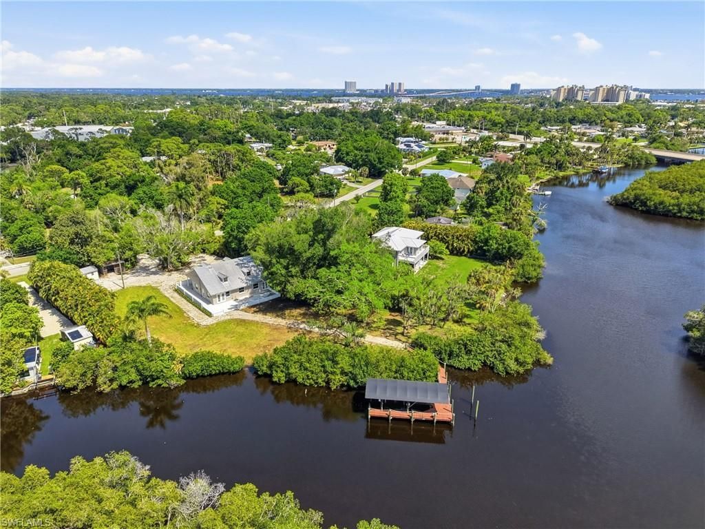 1313 Driftwood Dr, North Fort Myers, FL 33903 Photo