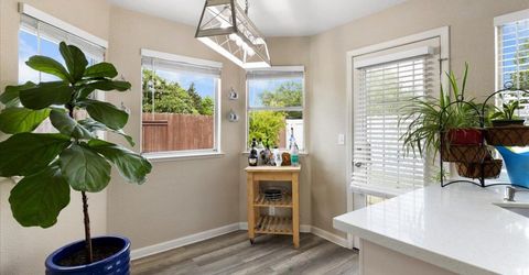 4391 Burgess Dr, Sacramento, CA 95838 Photo