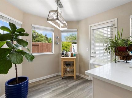 4391 Burgess Dr, Sacramento, CA 95838 Photo