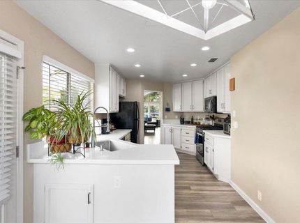 4391 Burgess Dr, Sacramento, CA 95838 Photo