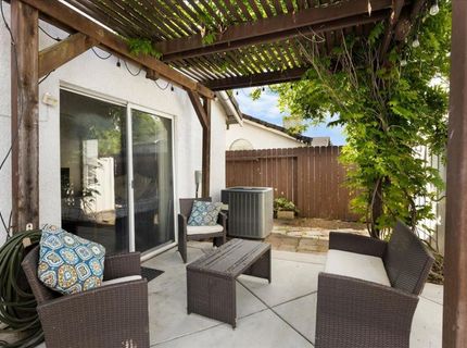 4391 Burgess Dr, Sacramento, CA 95838 Photo