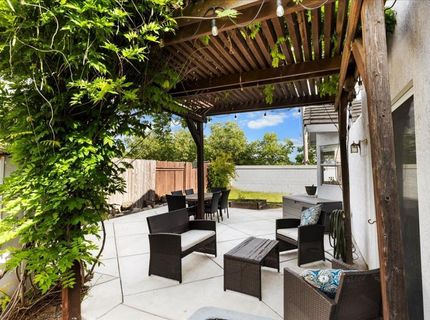 4391 Burgess Dr, Sacramento, CA 95838 Photo