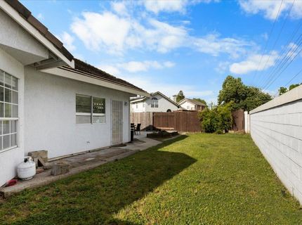 4391 Burgess Dr, Sacramento, CA 95838 Photo