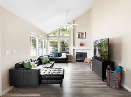 4391 Burgess Dr, Sacramento, CA 95838 Photo