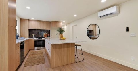 1422 Potrero Way, Sacramento, CA 95822 Photo