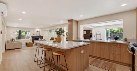 1422 Potrero Way, Sacramento, CA 95822 Photo