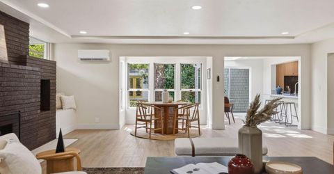 1422 Potrero Way, Sacramento, CA 95822 Photo