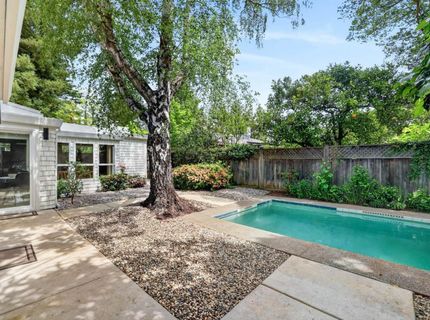 1422 Potrero Way, Sacramento, CA 95822 Photo