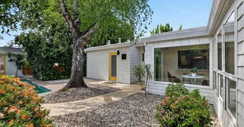 1422 Potrero Way, Sacramento, CA 95822 Photo