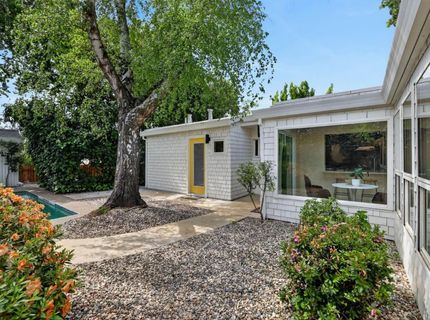 1422 Potrero Way, Sacramento, CA 95822 Photo