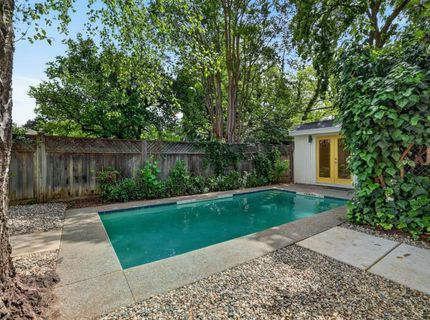 1422 Potrero Way, Sacramento, CA 95822 Photo