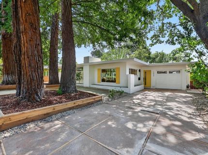 1422 Potrero Way, Sacramento, CA 95822 Photo