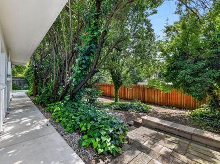 1422 Potrero Way, Sacramento, CA 95822 Photo