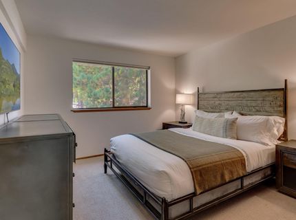 7708 North Lake Boulevard, Tahoe Vista, CA 96148 Photo