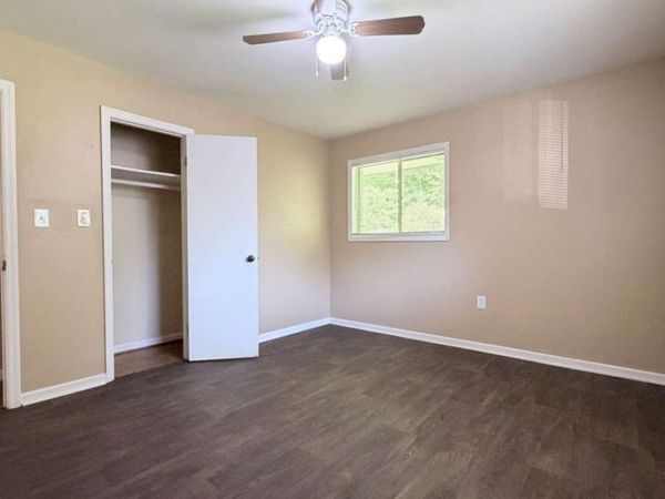 1664 Barrett Drive NW, Atlanta, GA 30318