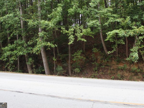 425 N. Deshong Road, Stone Mountain, GA 30087