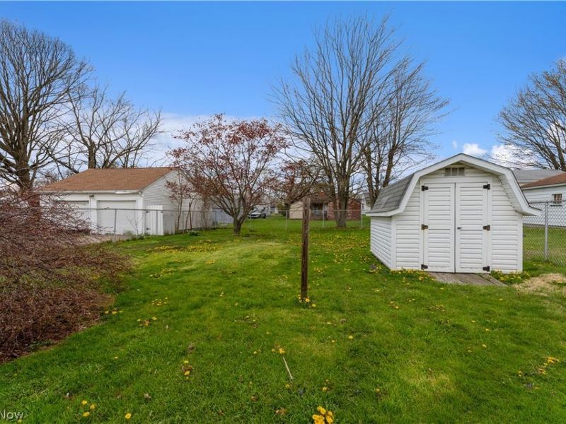 1614 Country Club Avenue, Youngstown, OH 44514 Photo 20