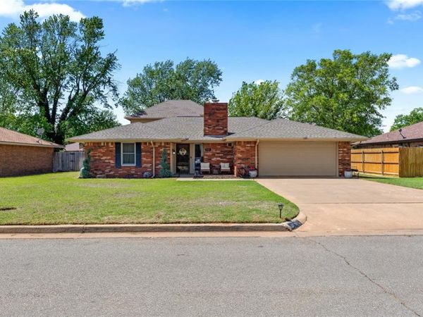 601 N Pecan Street, Weatherford, OK 73096