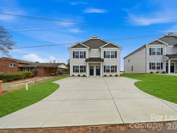 1331 33rd Street , Conover, NC 28601