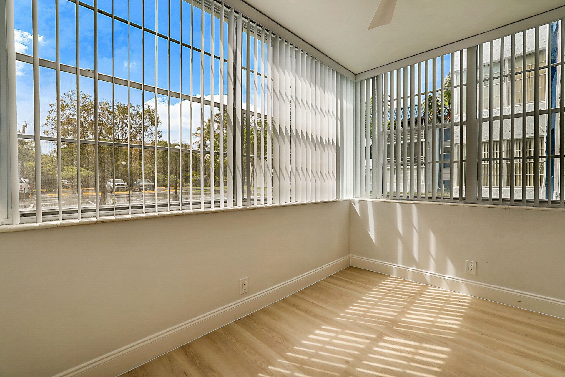 3100 Holiday Springs Boulevard, Unit 111, Margate, FL 33063 Photo