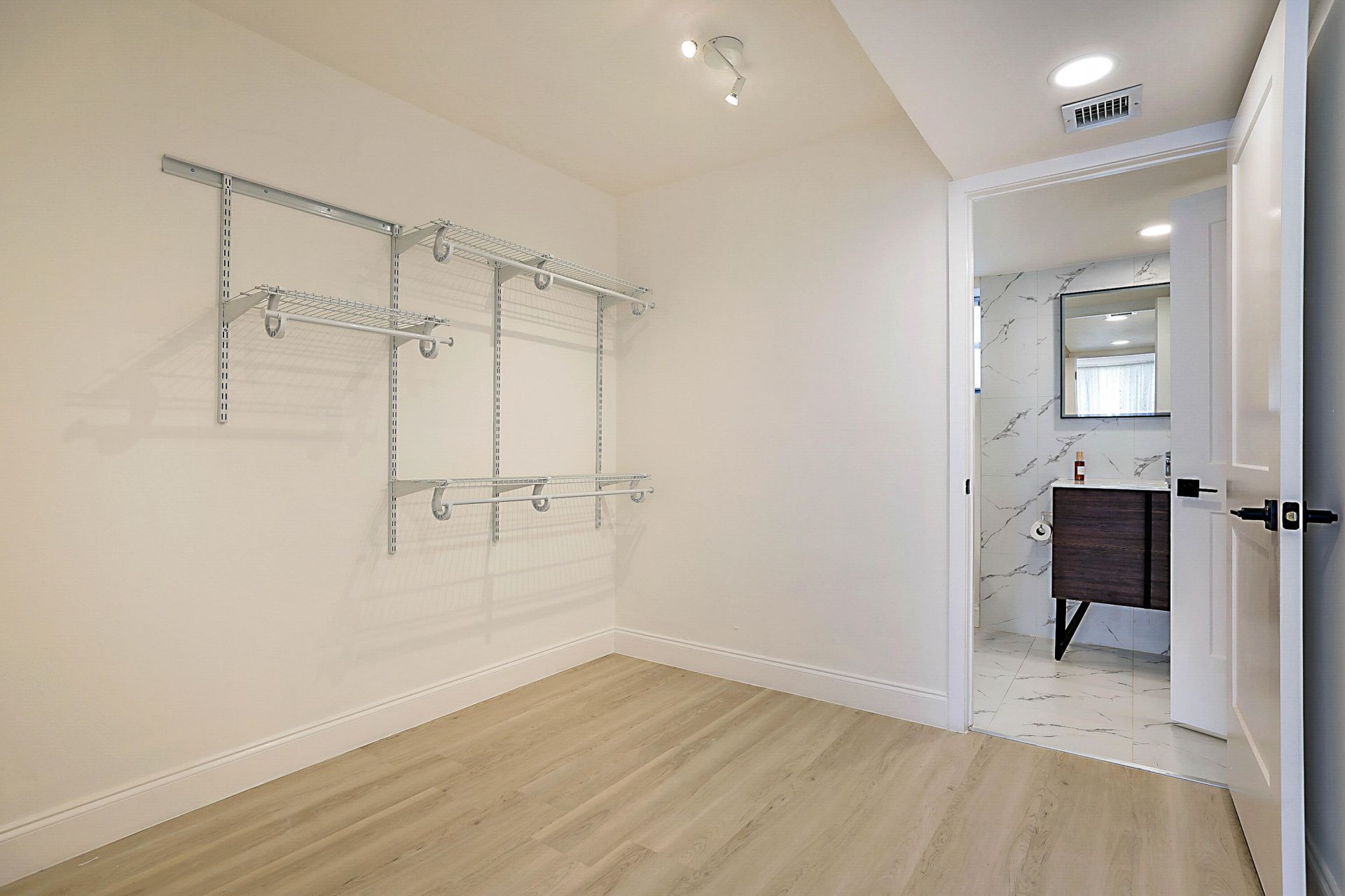 3100 Holiday Springs Boulevard, Unit 111, Margate, FL 33063 Photo