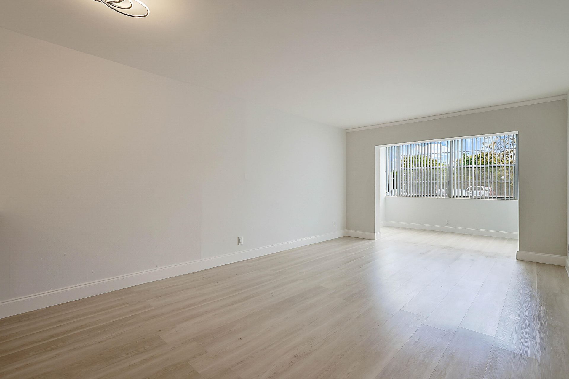 3100 Holiday Springs Boulevard, Unit 111, Margate, FL 33063 Photo