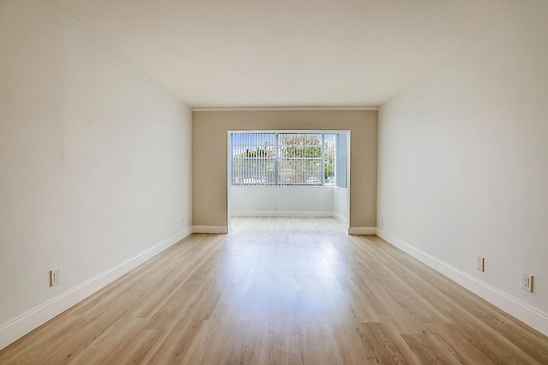 3100 Holiday Springs Boulevard, Unit 111, Margate, FL 33063 Photo