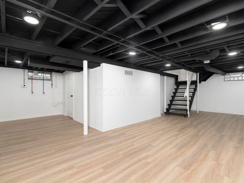 651 E Beechwold Boulevard, Columbus, OH 43214 Photo 27