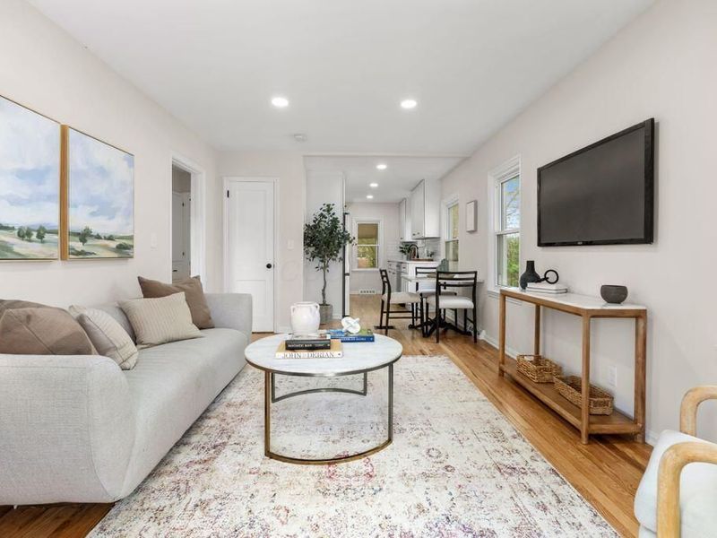 651 E Beechwold Boulevard, Columbus, OH 43214 Photo 4