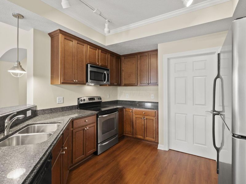 4202 Colister Drive, Unit 9, Dublin, OH 43016 Photo 19