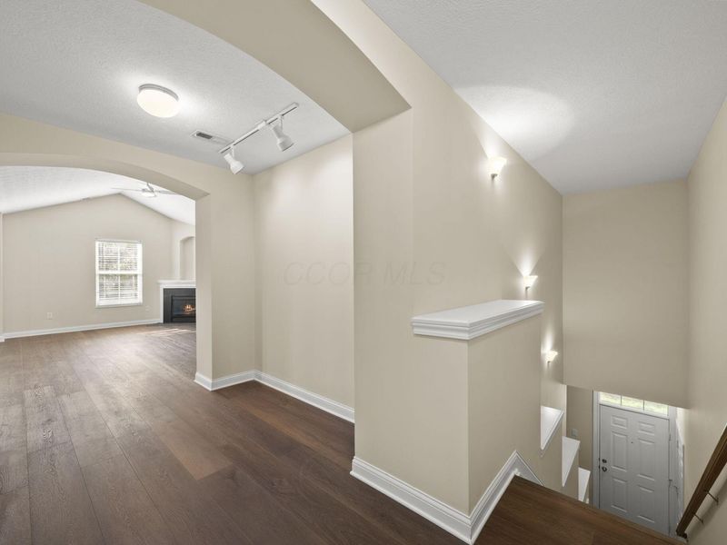 4202 Colister Drive, Unit 9, Dublin, OH 43016 Photo 6