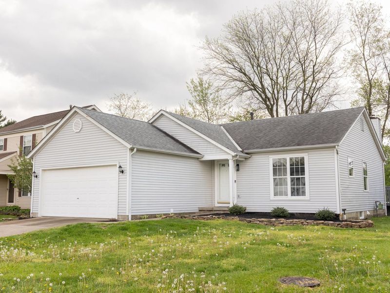 6927 Woody Court, Canal Winchester, OH 43110 Photo 2