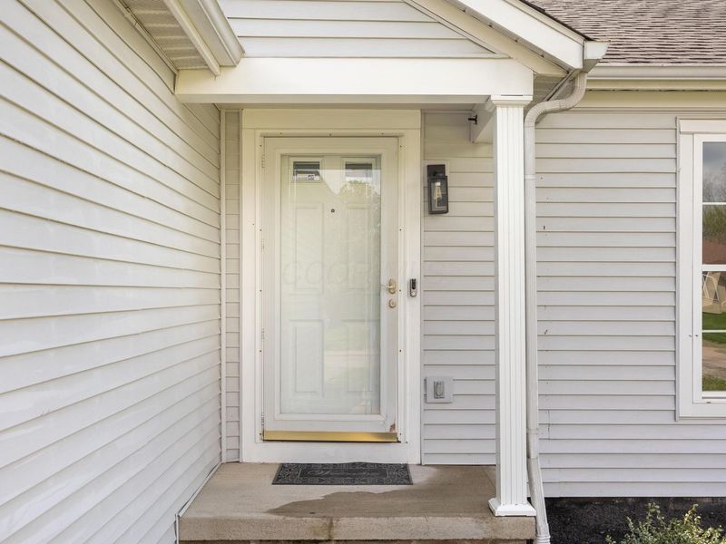 6927 Woody Court, Canal Winchester, OH 43110 Photo 3