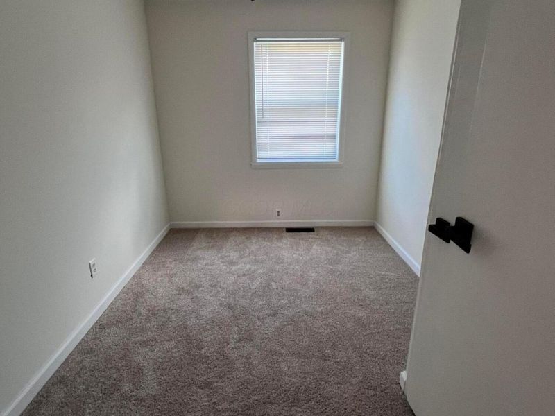 492 Basswood Road, Columbus, OH 43207 Photo 11