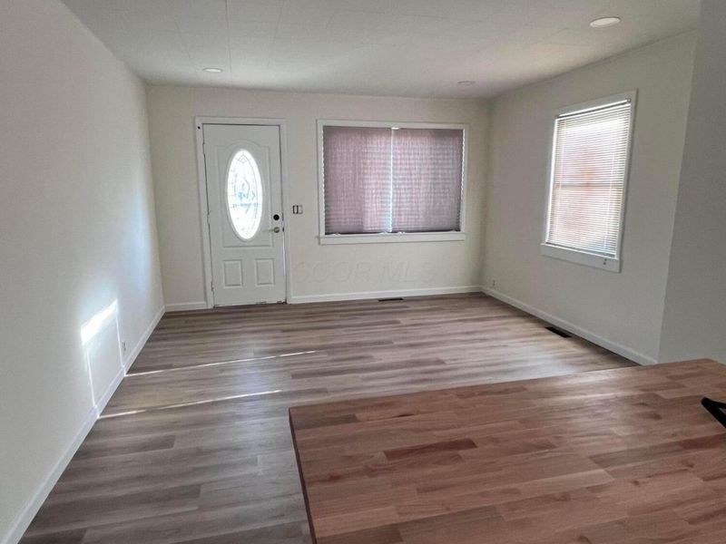 492 Basswood Road, Columbus, OH 43207 Photo 3