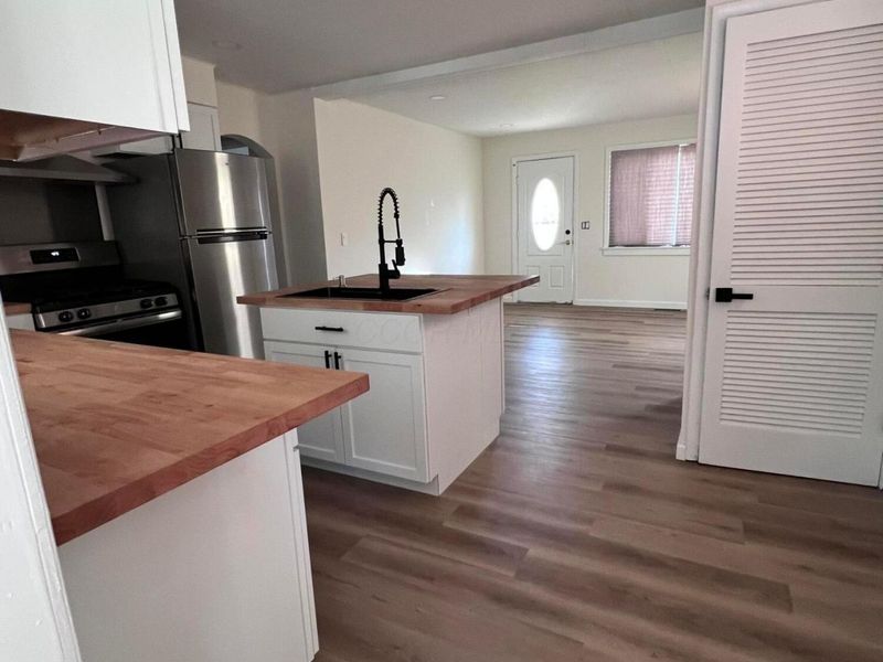 492 Basswood Road, Columbus, OH 43207 Photo 7