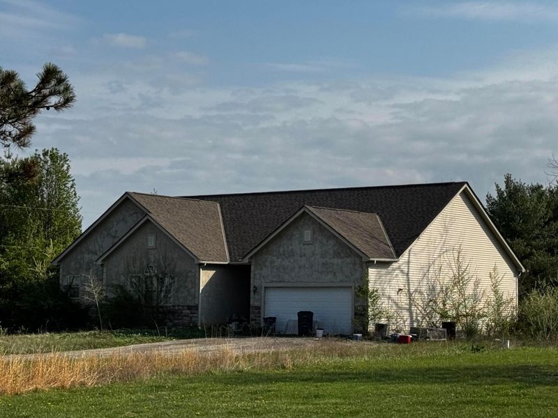 4912 Harrisburg Georgesville Road, Grove City, OH 43123 Photo 4