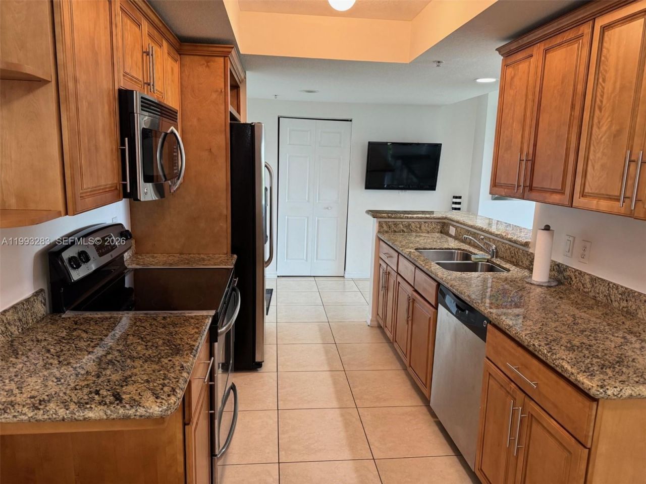 3530 SW 22nd St, Unit 706, Miami, FL 33145 Photo