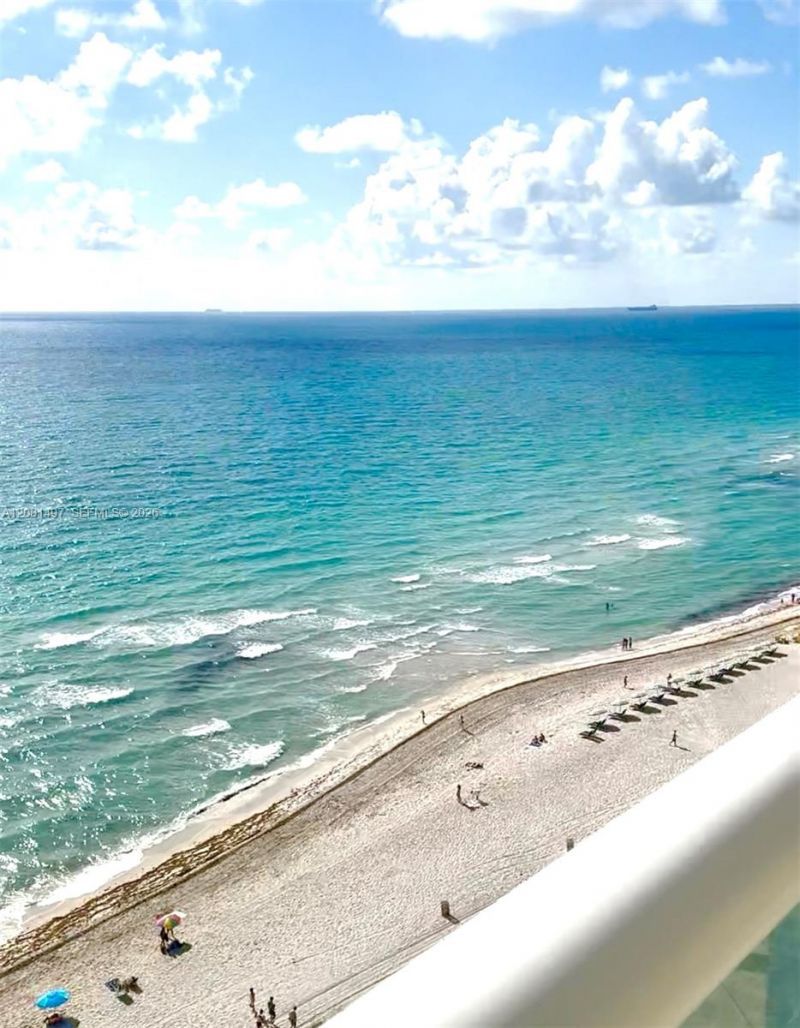 6365 Collins Ave, Unit 1703, Miami Beach, FL 33141 Photo