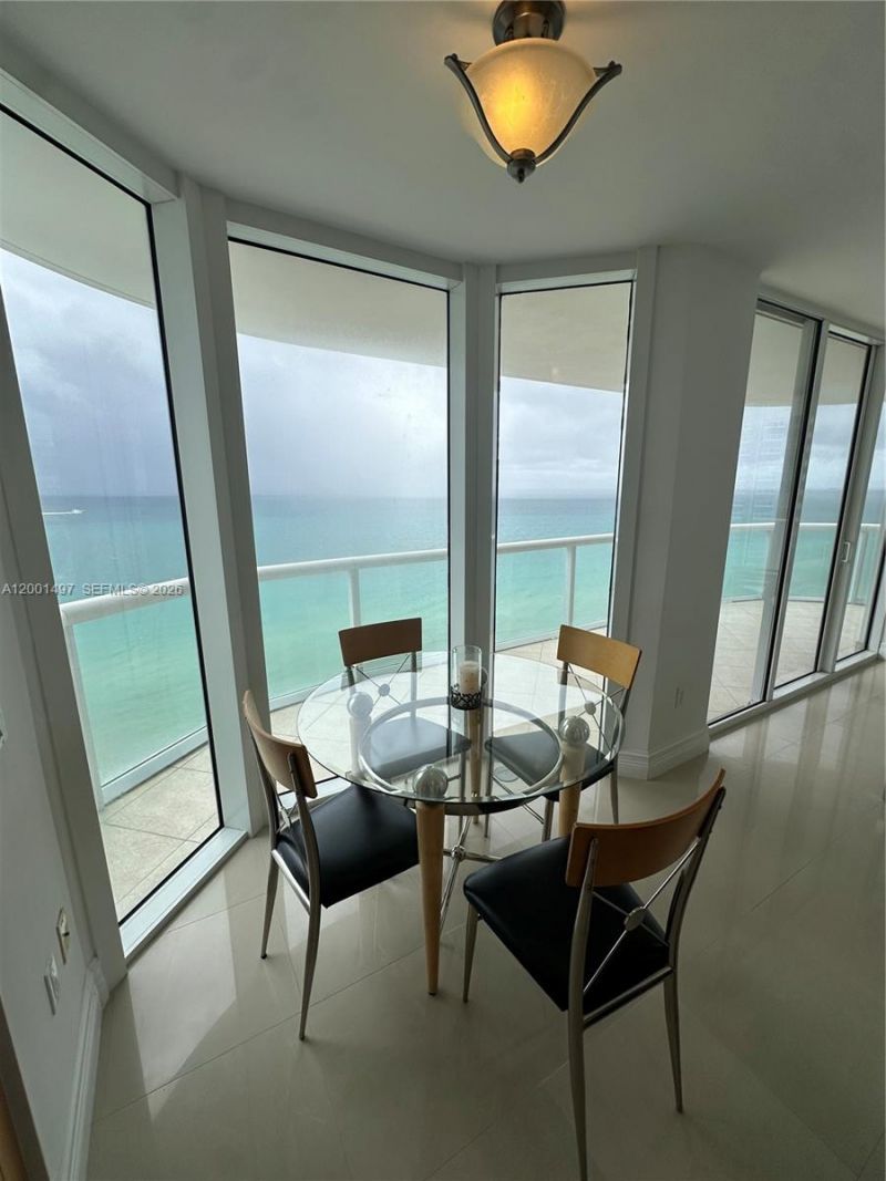 6365 Collins Ave, Unit 1703, Miami Beach, FL 33141 Photo