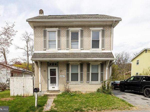 1533 E EMMAUS AVENUE , ALLENTOWN, PA 18103