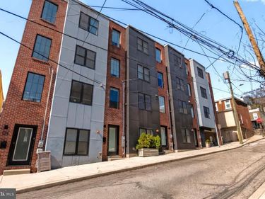 136 BURNSIDE STREET, PHILADELPHIA, PA 19127