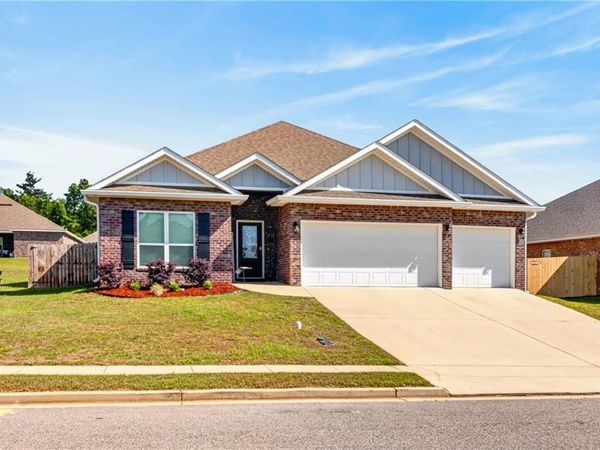 3370 Woodlands Drive, Saraland, AL 36571